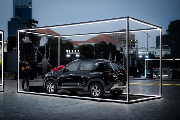 Ultimate Fabric Guide for Stylish Cold Weather Layering: Discover Your Perfect Layers!