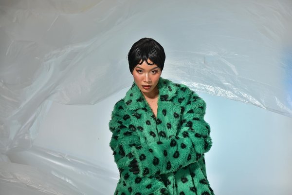 Your Comprehensive Handbook to Durable Fabric Blends for Everyday Fashion in the UK's Unpredictable Weather